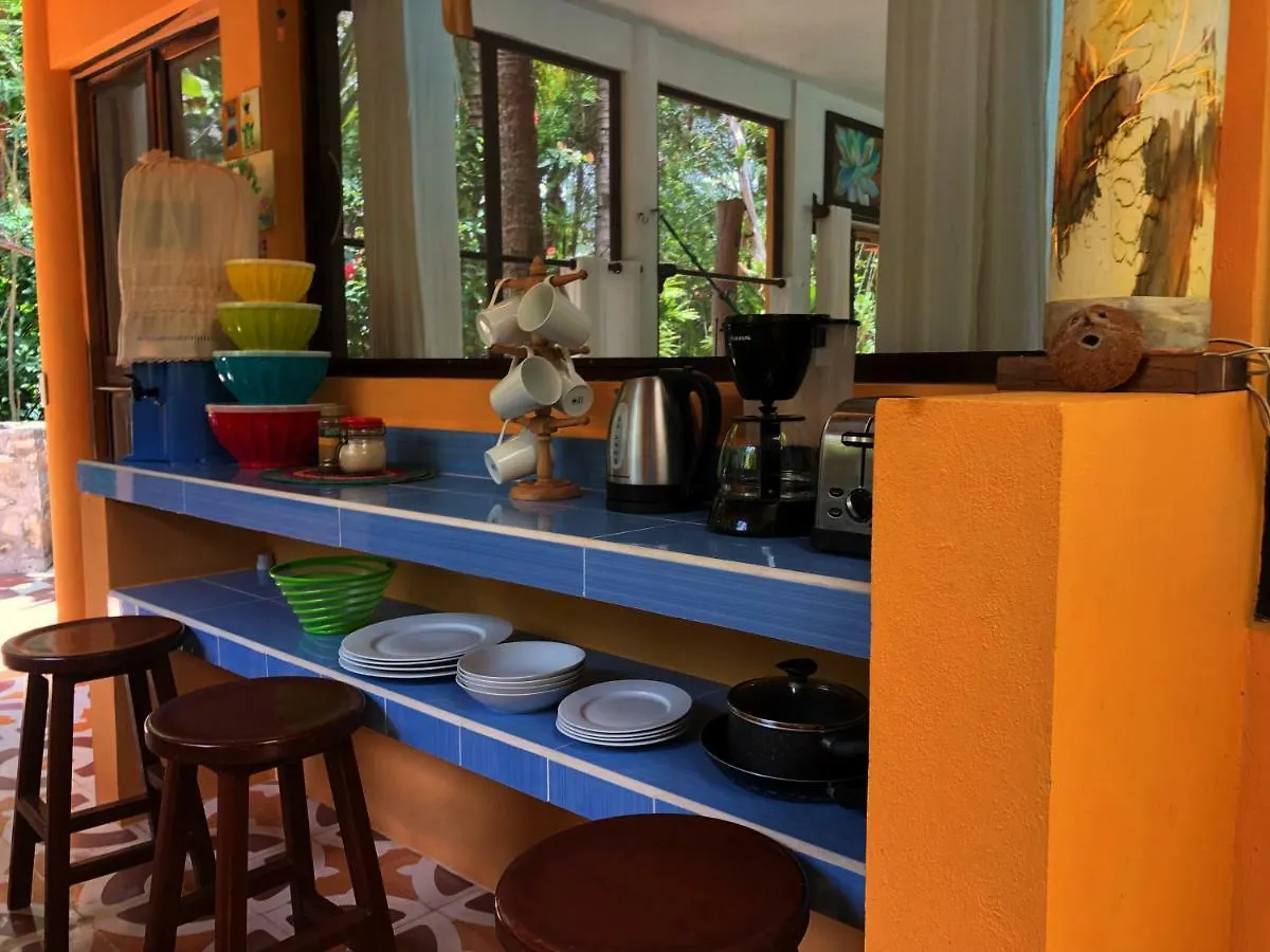 Casa Kin33 Bed & Breakfast Cancun 4*,  Mexico